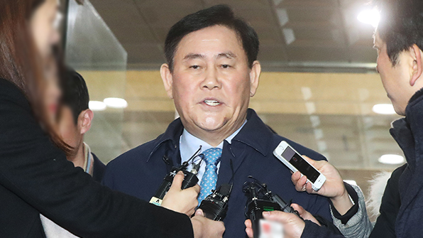 최경환 “박前대통령 지키지 못해 회한…끝까지 함께할 것”