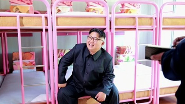 北김정은, 만경대소년단야영소에 보트 선물
