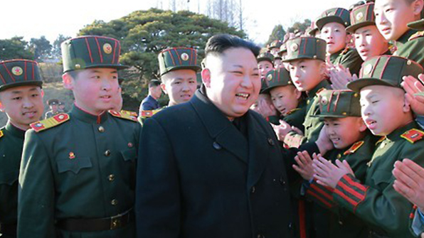 北김정은, 미사일 발사 현장 대신 만경대 혁명학원 방문