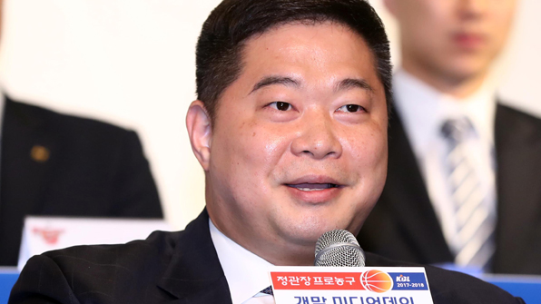 현주엽 LG 감독 오늘 데뷔전…역대 스타 감독들 첫 경기는?