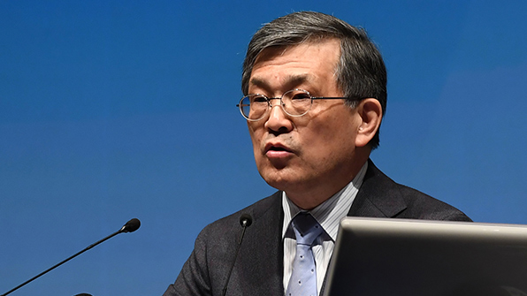 떠나는 권오현, 이재용 수감에 “장기적 관점에서 회사에 장애”