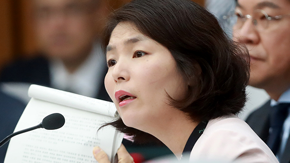 한국당, 文대통령에 “국민께 사죄하고 시정해야”