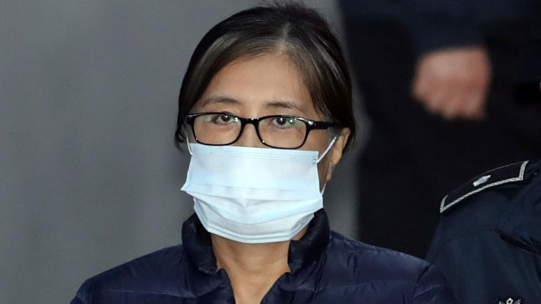 ‘朴 특활비 상납 의혹’ 최순실 소환 통보…최 씨는 거부