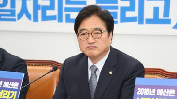 우원식 “개헌안 속도 높일 때다…내주부터 주 2회 의총서 논의”