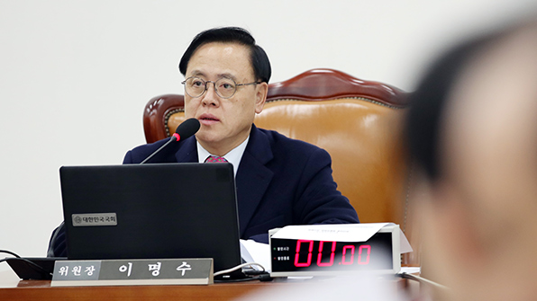 국회 청년미래특위 첫 회의…위원장에 이명수