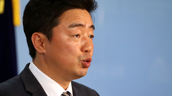 與 “한중관계 복원 단초”…한국·국민의당 “외교 참사”