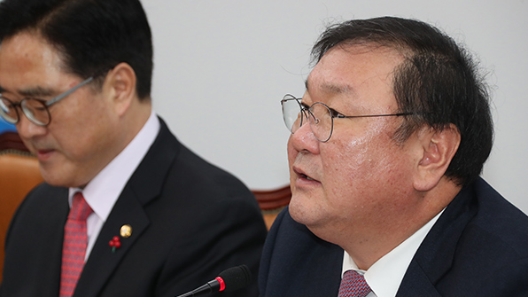 민주당 “野 개헌협의체 제안 얄팍…‘토지공개념’은 민주공화국 가치”