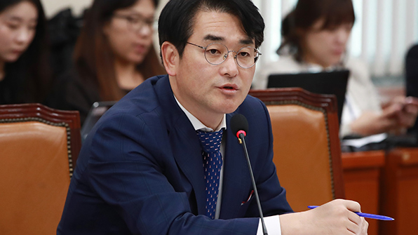 박용진 “학부모로서 김상곤에 화난다…교육정책을 하청 주나”