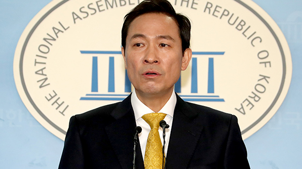 우상호 “김기식 사퇴로 서울시장 선거 성격 변해…‘누가 문 정부 지켜내느냐’ 기준”