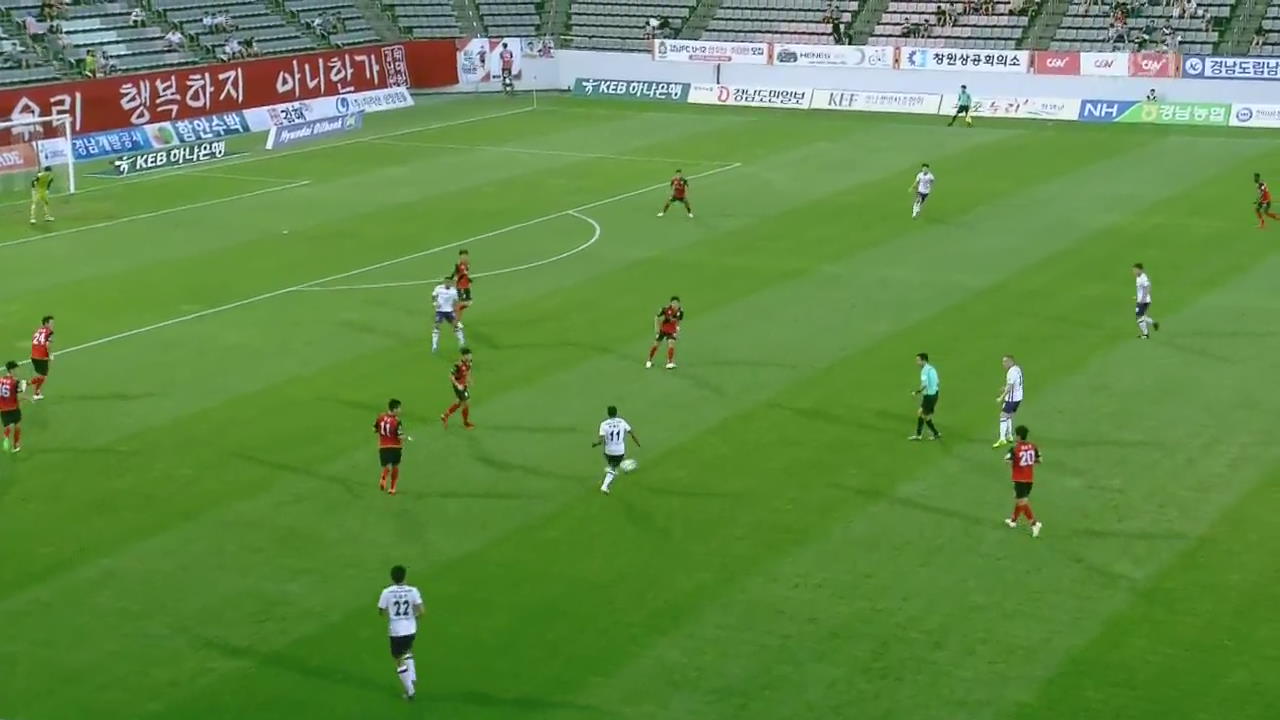 ‘브라질 삼총사의 힘!’…경남, 전남 꺾고 2위 질주