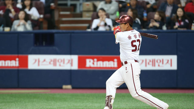 송성문 역전 투런포…넥센, LG 꺾고 팀 최다 9연승