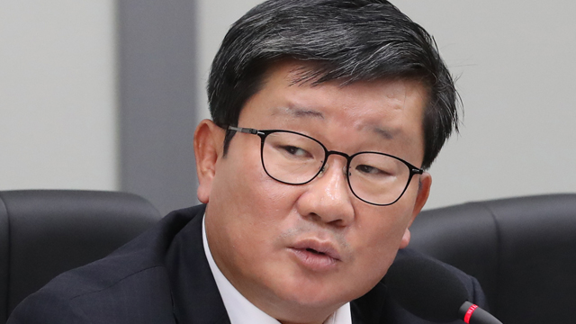 전해철 ‘이재명 부인 의혹 계정’ 고발 취하