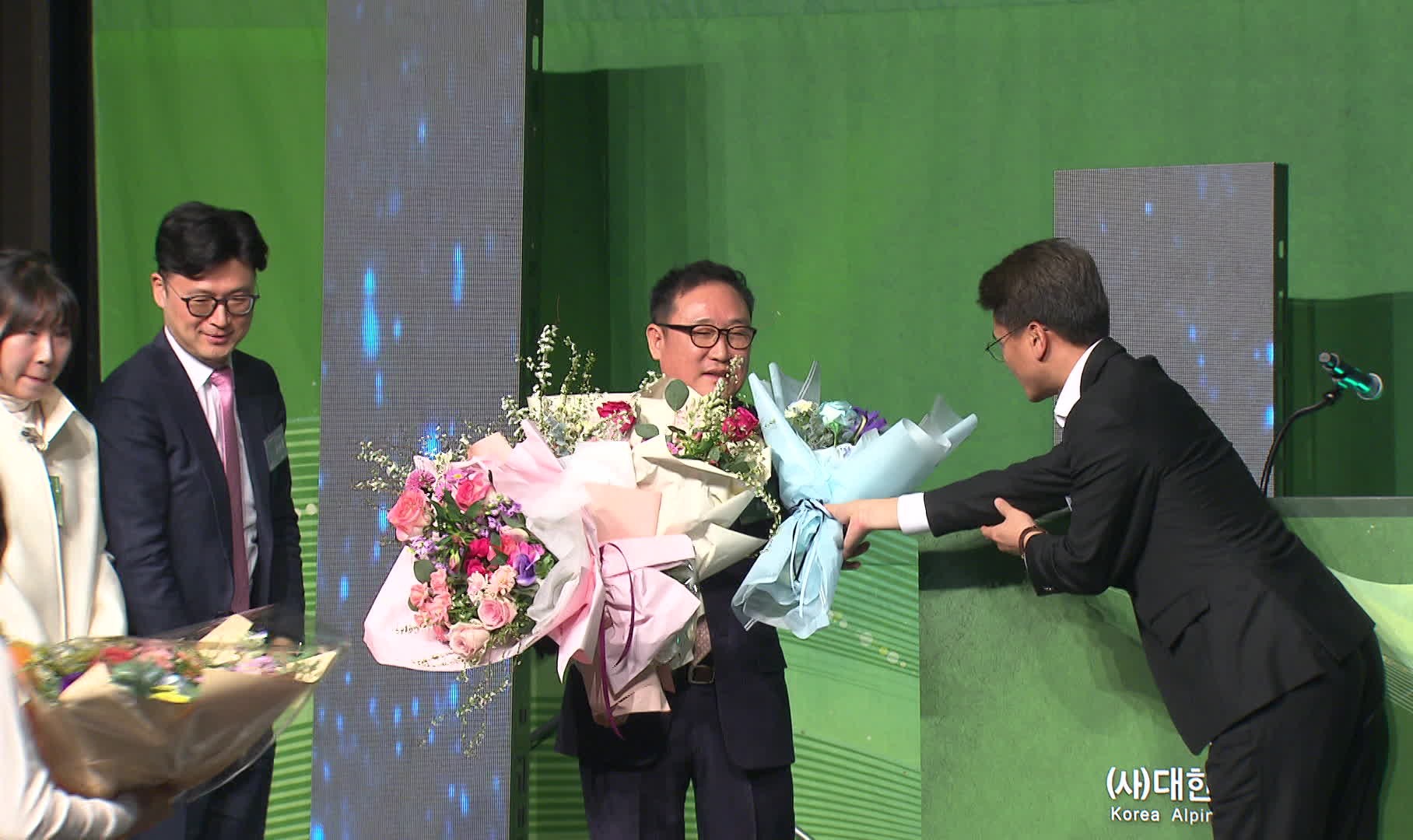 대한산악연맹 회장 취임식, 2월 26일
