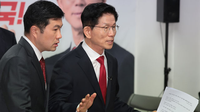 국민의힘, 저녁 8시부터 의총 재개 “단일화·후보 선호도 조사 관련 논의”