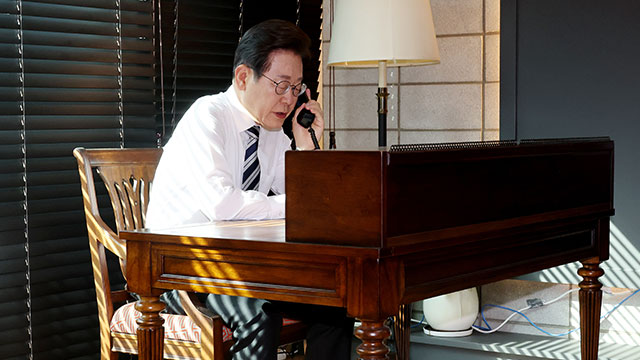 [속보] 이재명 “비상계엄 때 군장병 부당명령에 <br>소극대응 잘한 일”