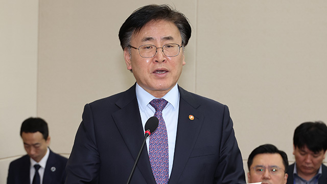 [속보] 내란 특검, 유상임 과기정통부 장관 오후 3시<br> 30분 소환