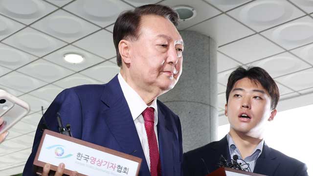내란특검, 윤석열 전 대통령 2차 소환 조사…“체포 방해 조사 마무리”