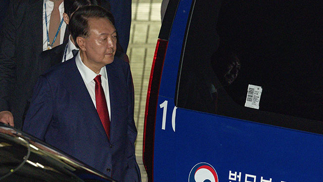 윤 전 대통령 서울구치소서 대기…밤 늦게 결론날 듯