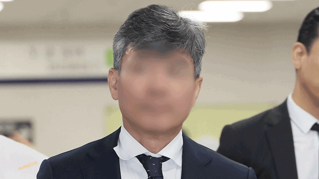 ‘김건희 최측근’ 이종호 특검 <br>출석…변호사법 위반 혐의