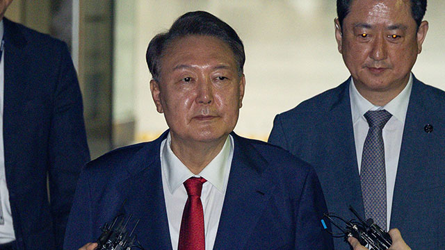 [속보] 김건희특검 “오늘 오후 윤석열 전 대통령 체포영장 청구”