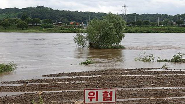 폭우에 임진강 수위 상승…<br>연천군, 주민 등 주의 당부