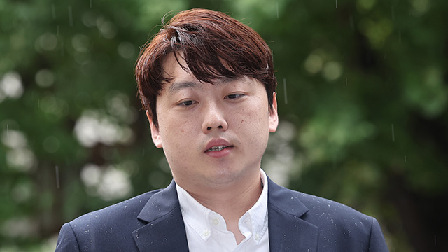 전공의 대표 “내년 의대 증원 강행하면 2026년 입시 중단될 수도”