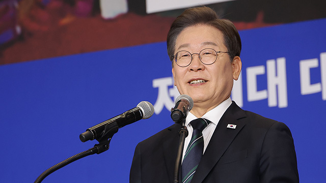 이재명, 경청버스투어 2일 차 강원 방문…“접경지역 경제회복 정책 발표”