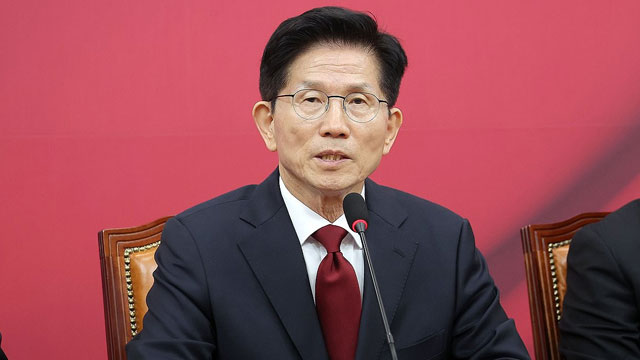 김문수 “좌우 넘어 사회 통합 도전할 것”…안철수 “계엄·탄핵 국민께 사과부터”