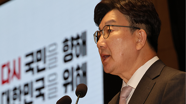 권성동 “오늘부터 단식 돌입…김문수 후보 결단해야”