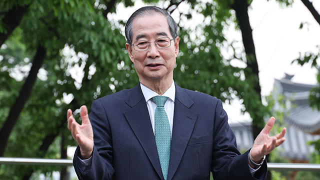 경찰, 한덕수 자택 24시간 경호에…민주당 “‘윤석열 아바타’에게만 특혜”