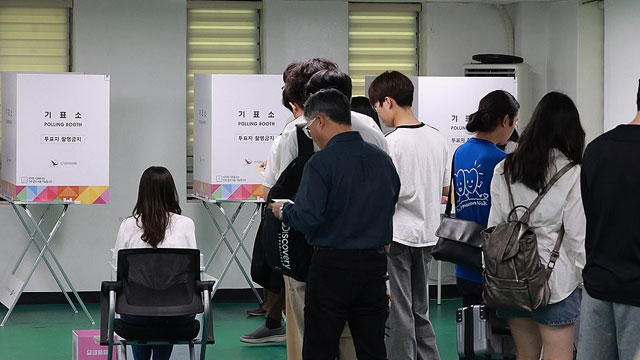 [속보] 21대 대선 사전투표 최종 투표율 34.74%…역대 두 번째 최고치