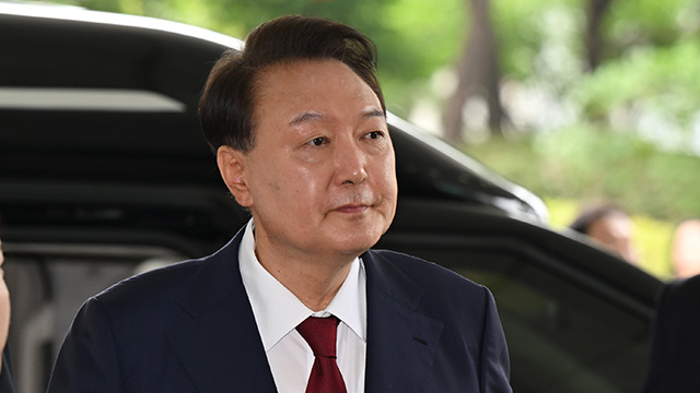 윤석열 측 “특검 공개 소환, 인권침해…정치적 선동·여론몰이”