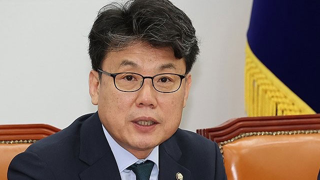 민주 진성준 “장관 후보자 소명 납득 안 되면 심각하게 고려해야” 기사 이미지